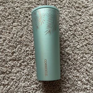 Corkcicle 24oz tumblr. Limited edition holiday cup.